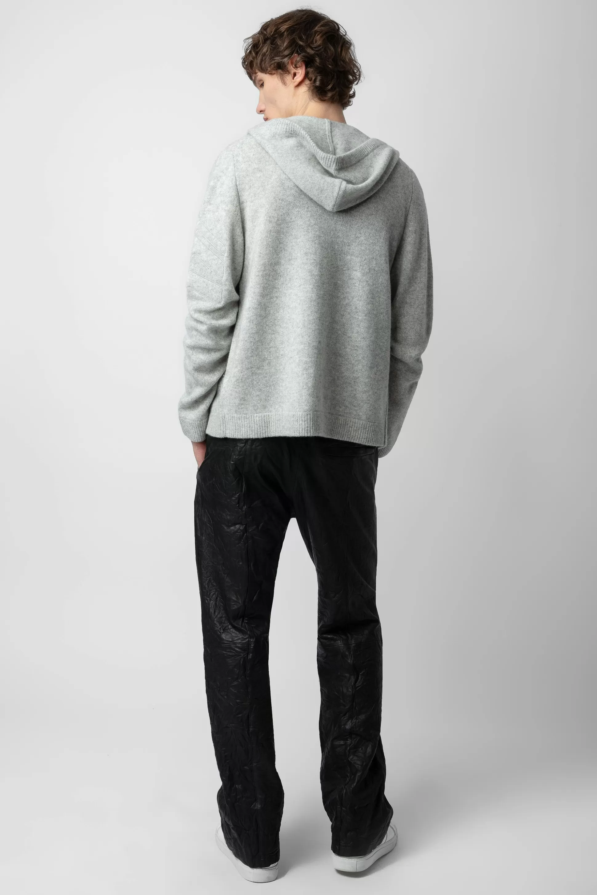 cardigan_en_cachemire_clash_3-4.webp Hommes Zadig & Voltaire Pulls Et Gilets^Cardigan En Cachemire Clash