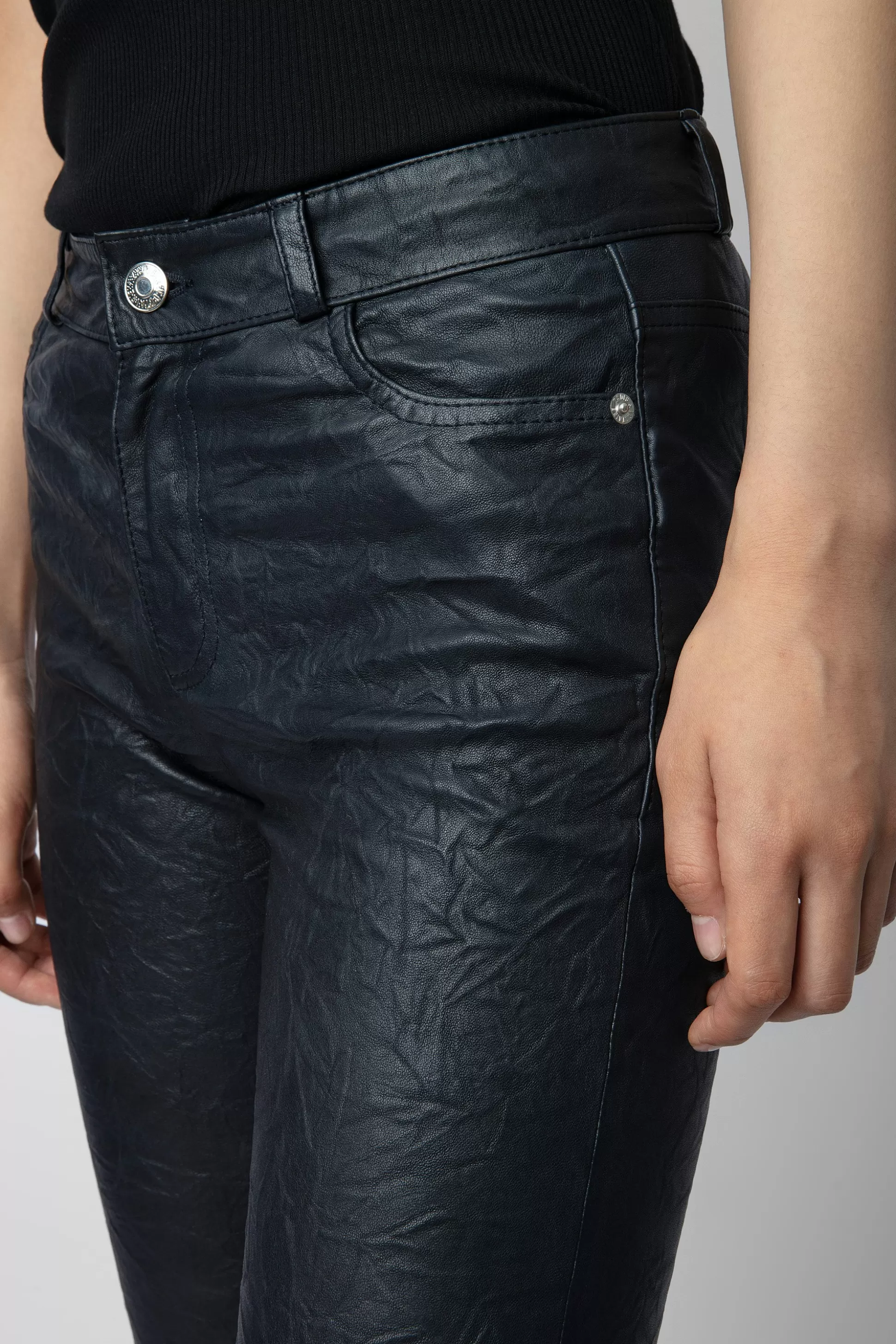 pantalon_phlame_cuir_froisse_6.webp Femmes Zadig & Voltaire Costumes^Pantalon Phlame Cuir Froisse