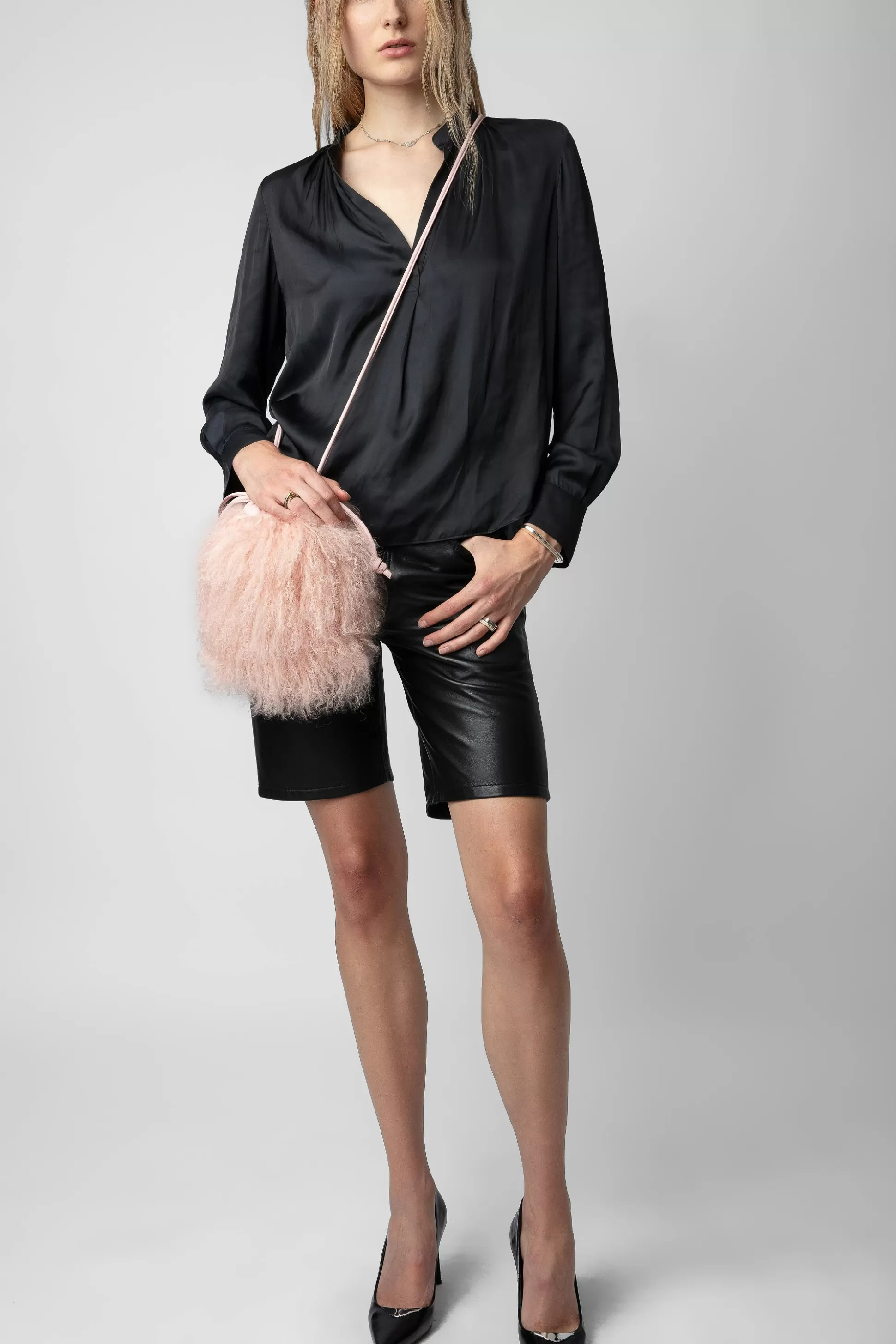 sac_en_peau_de_mouton_rock_to_go_frenzy_4.webp Femmes Zadig & Voltaire Sacs À Main^Sac En Peau De Mouton Rock To Go Frenzy