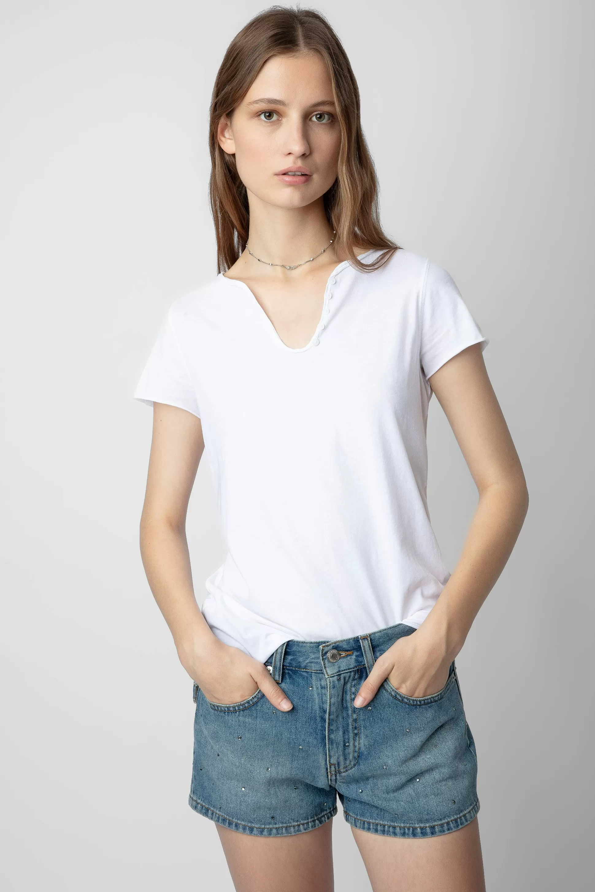 short_en_denim_a_strass_sina_4.webp Femmes Zadig & Voltaire Pantalons Et Shorts^Short En Denim A Strass Sina