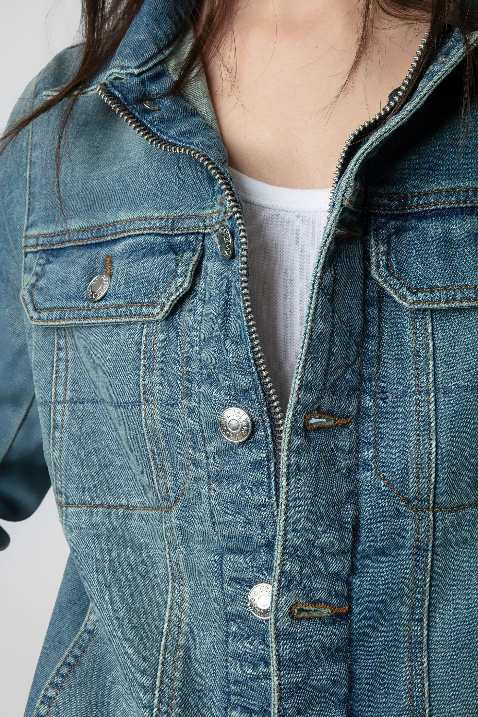 veste_en_jean_kioky_4.webp Femmes Zadig & Voltaire Manteaux Et Vestes^Veste En Jean Kioky